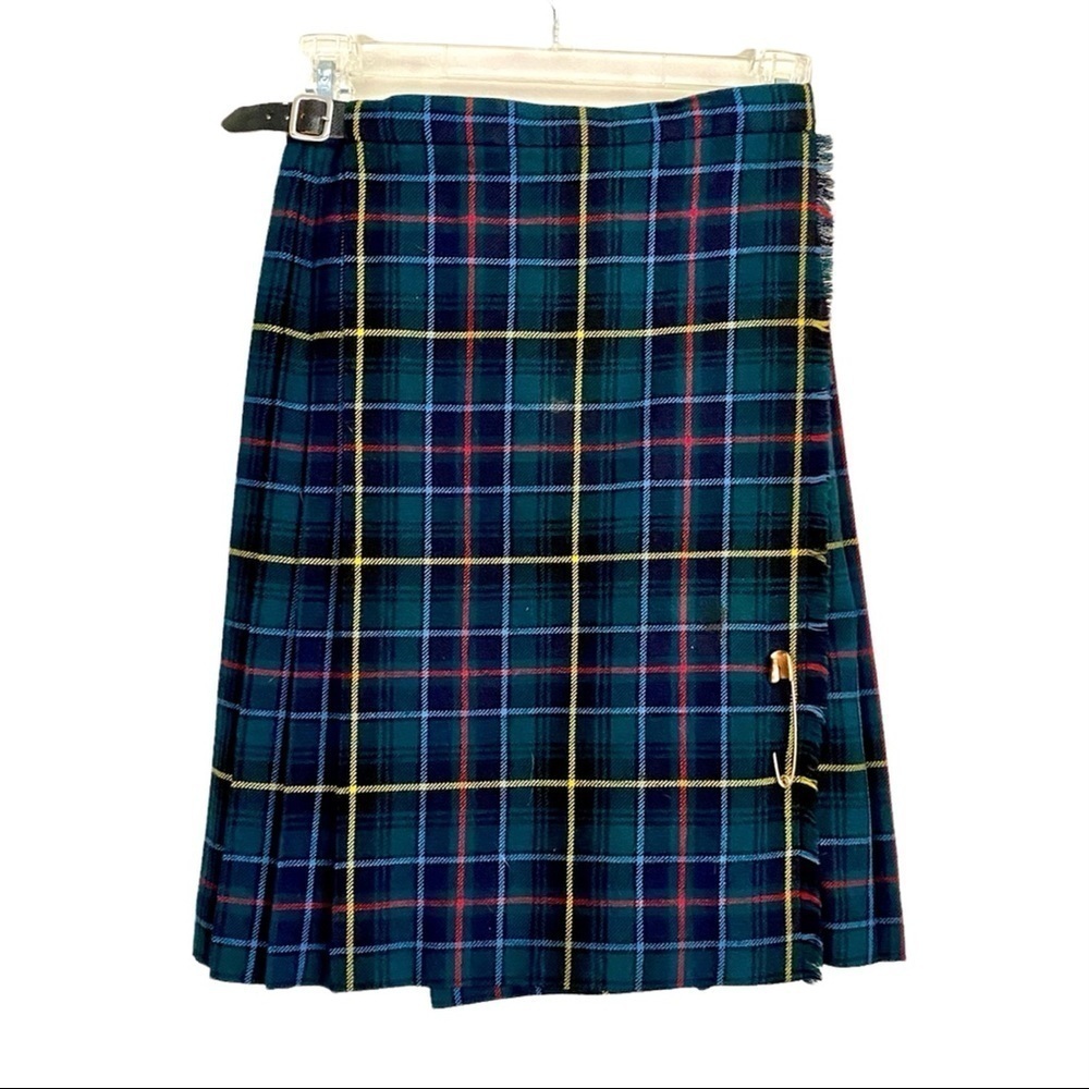 Vintage Tartan Plaid Kilt Skirt and Vtg Trifari Safety Pin Girls S-M 22" Retro